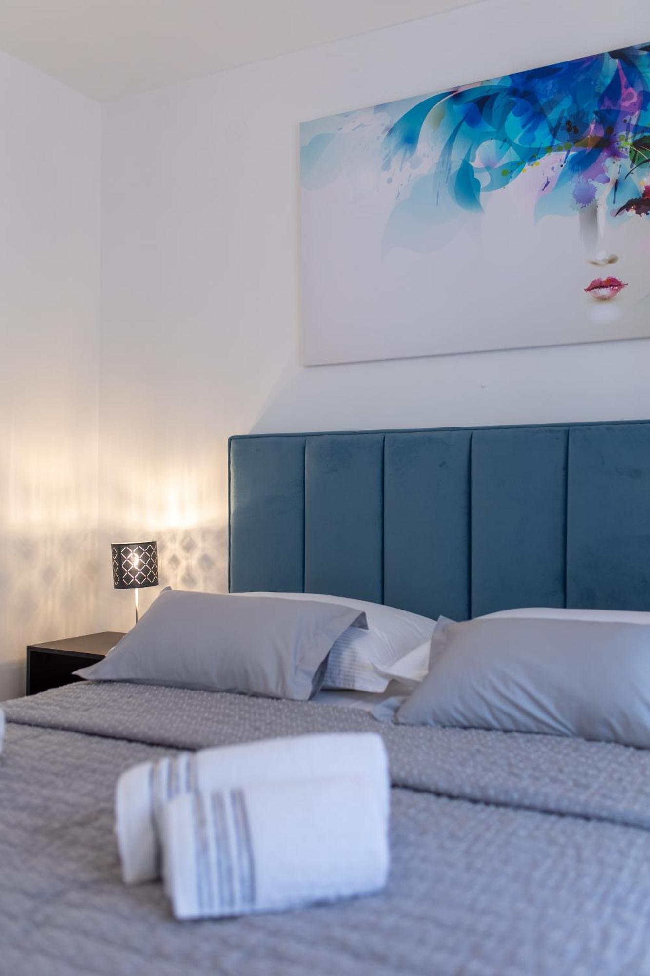 Apartament Treno, Luxurious With Jacuzzi And Sea-view Trogir